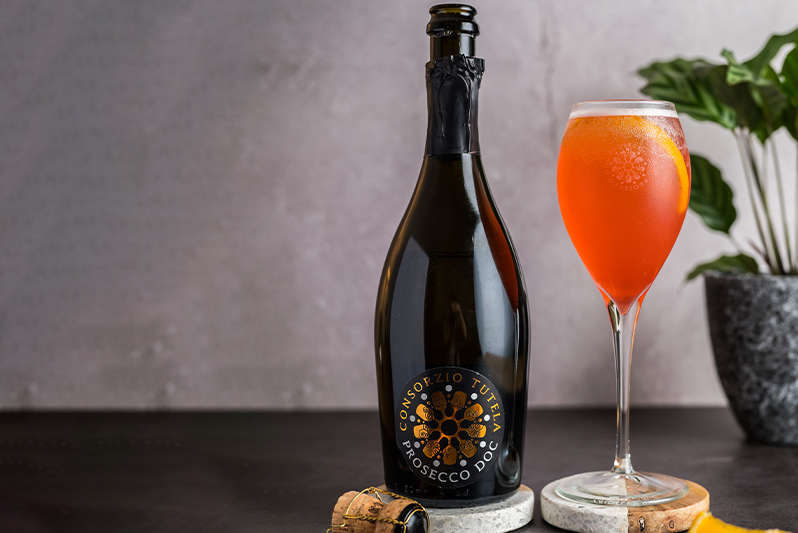 Orange-Aperitivo mit Prosecco